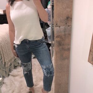 Old Navy jeans boyfriend mid rise patches detail size 6 petite